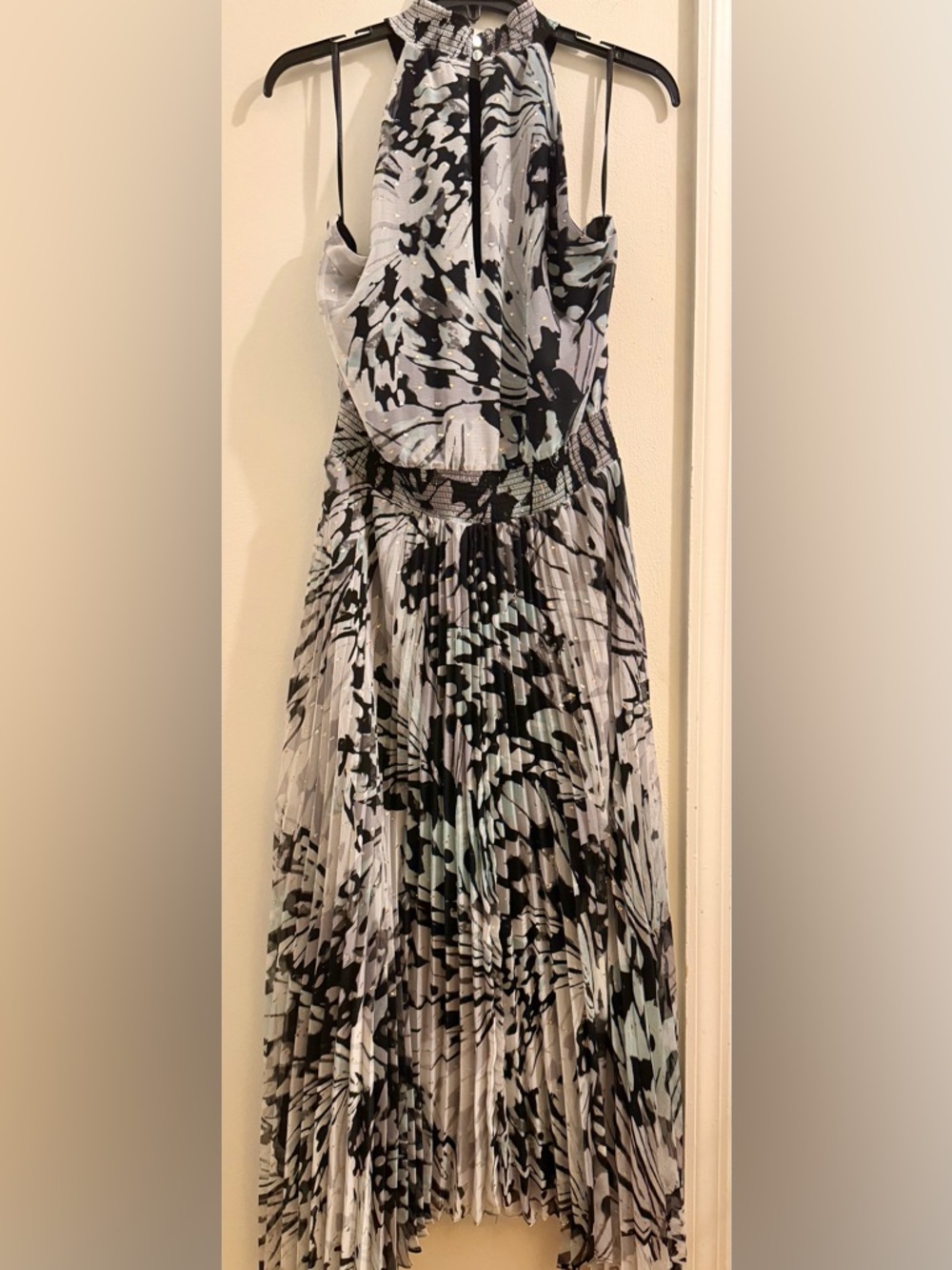 White House BM Pleated Black and Gray Abstract Print High-Low Sides Dress